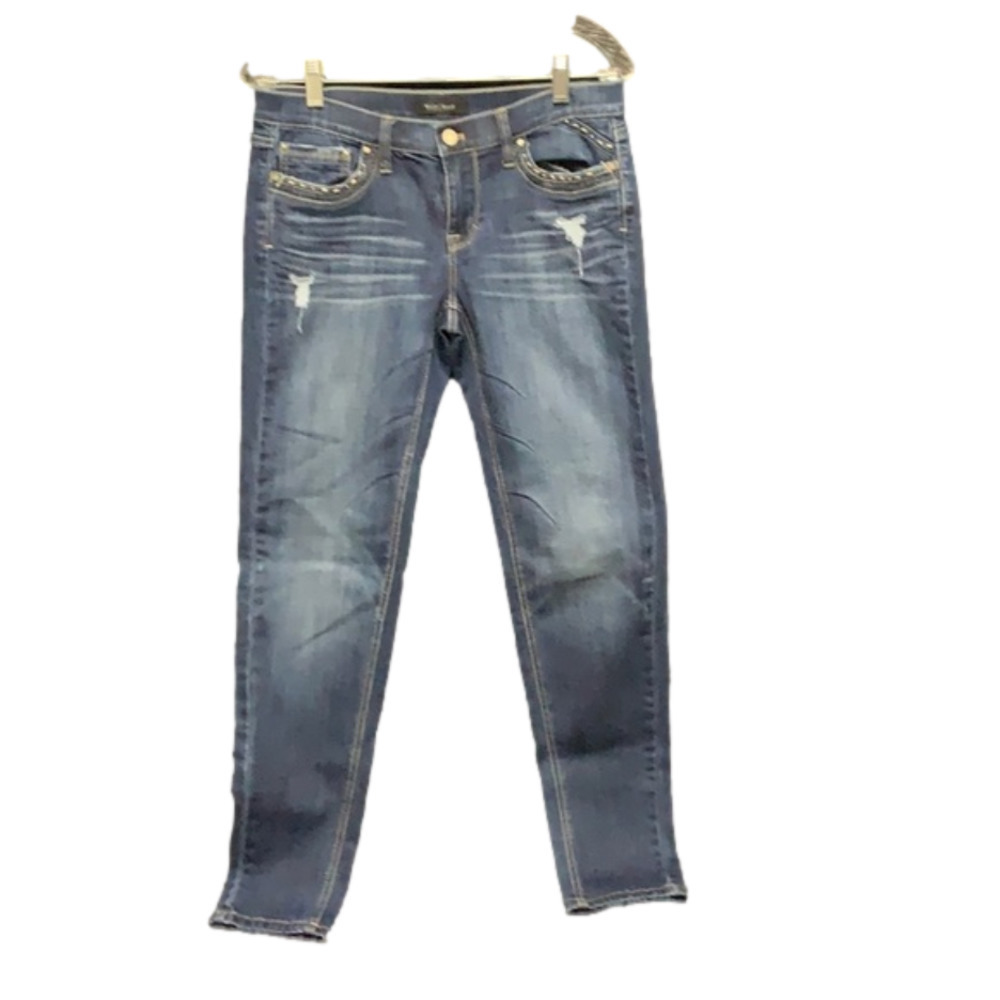 𝅺WHITE House Black Market girlfriend jeans